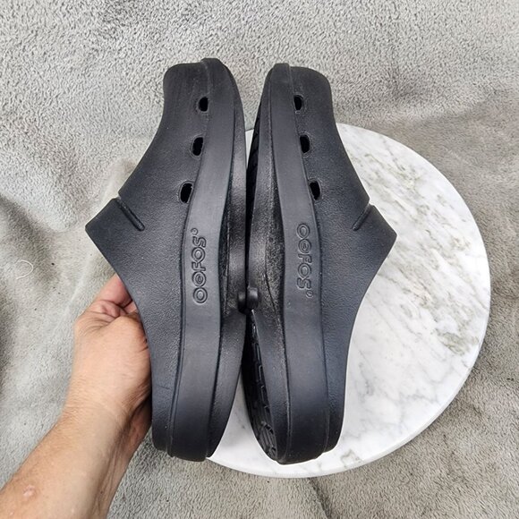 Oofos Shoes Mens 8 Womens 10 Oocloog Black Recovery Clogs Comfort Footwear *GUC* - Picture 6 of 12